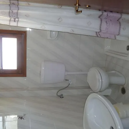 Aparthotel Anniko Stalos